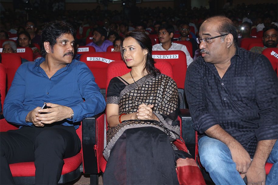 Manam-100-days-and-Oka-Laila-Kosam-Audio